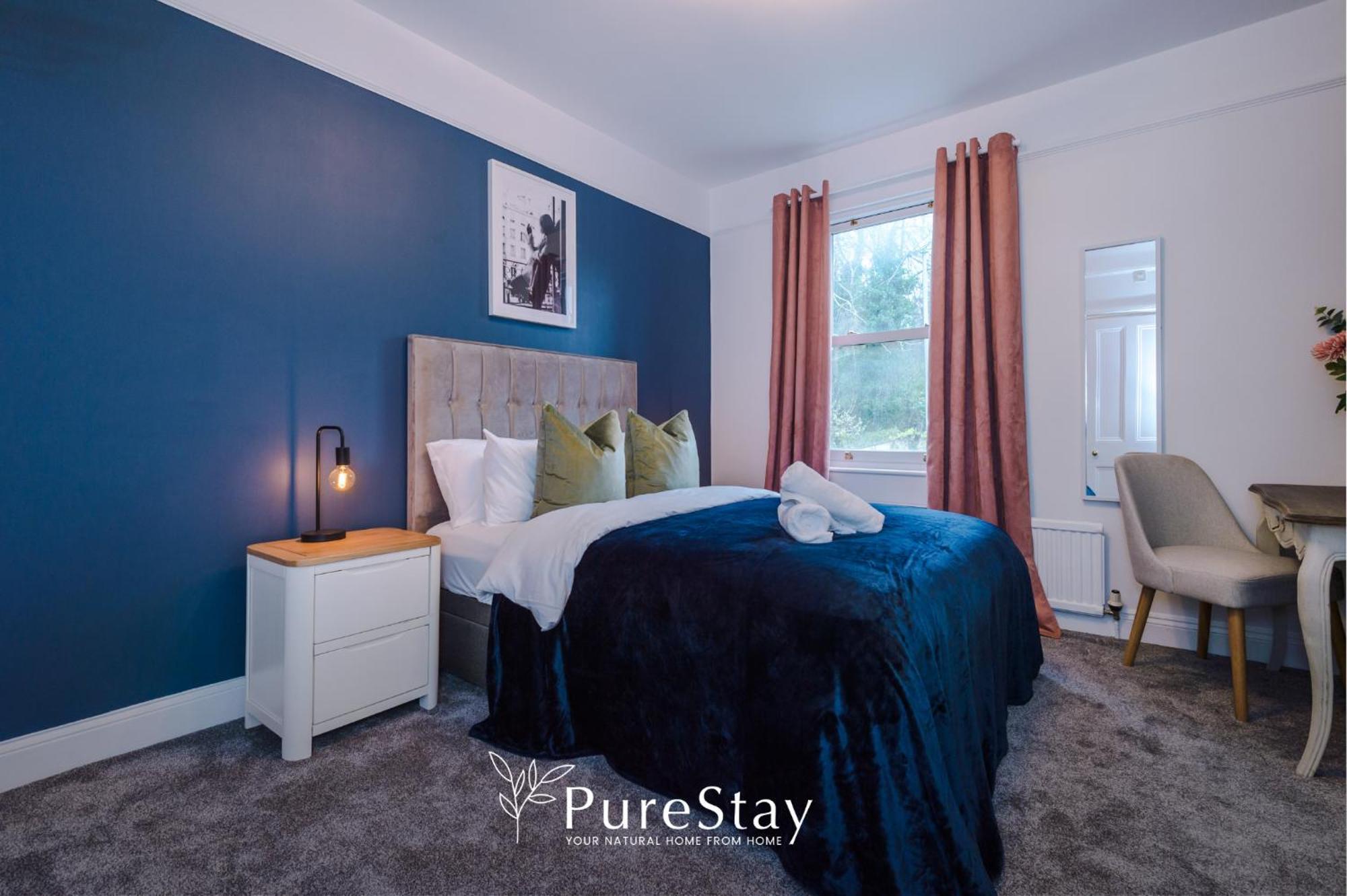 Incredible - Five Bedroom - 7 Actual Beds - 6 Bathroom House By Purestay - Central Bath With Parking Экстерьер фото